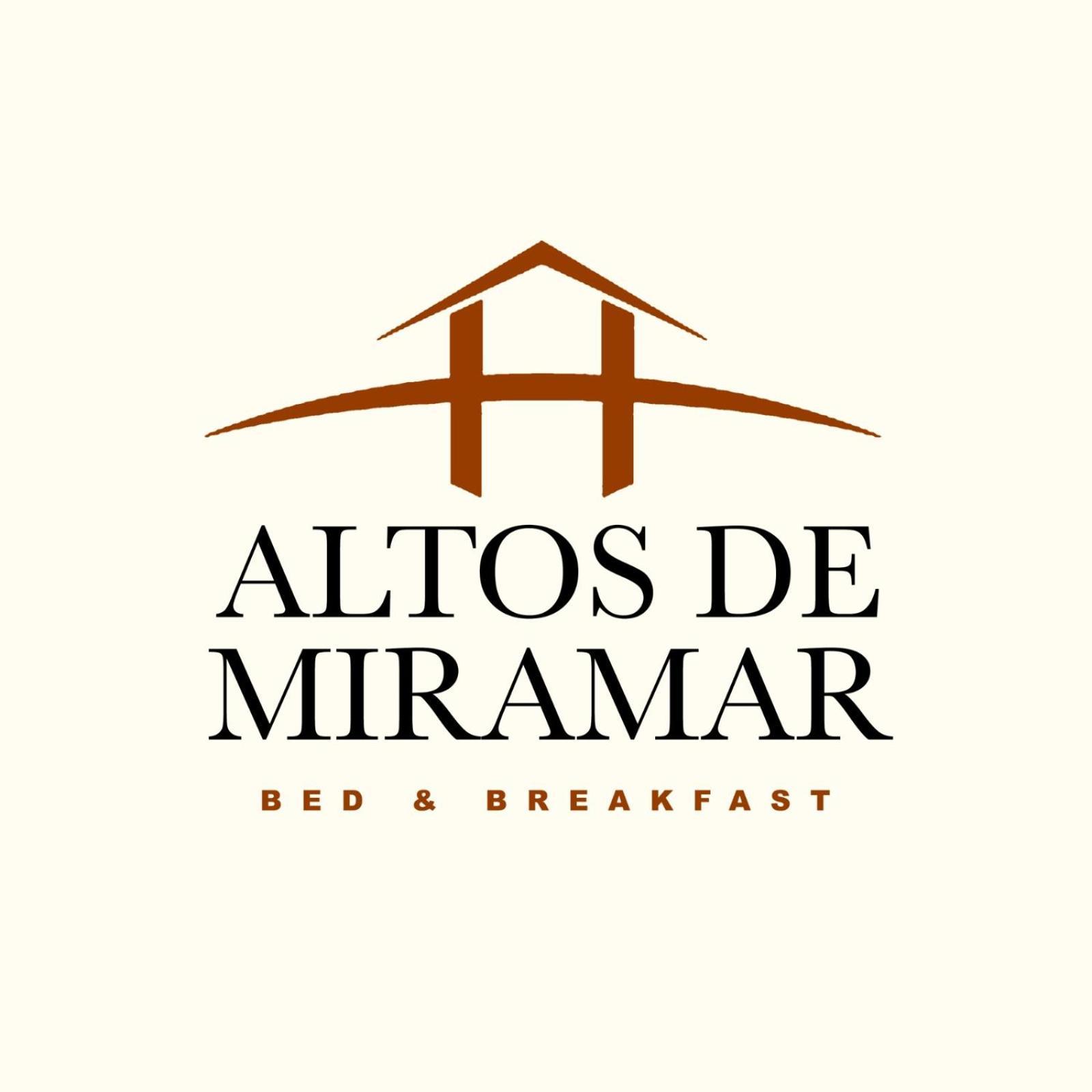 Altos De Miramar Bed & Breakfast ปวยร์โตมอนต์ ภายนอก รูปภาพ